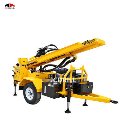 Buy DTH Hydraulic Trailer Borehole Rig With Mud Pump online manufacture